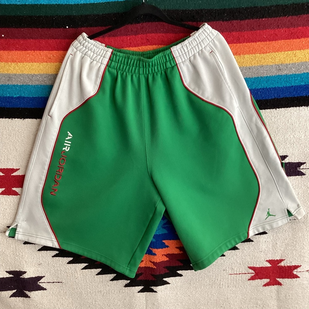 1995 Rare vintage Nike Air Jordan 20th anniversary basketball shorts green & red